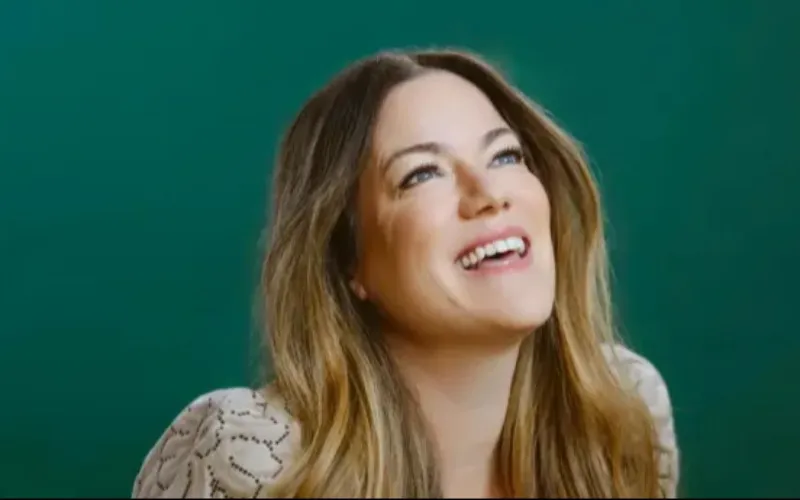 Emilie-claire barlow