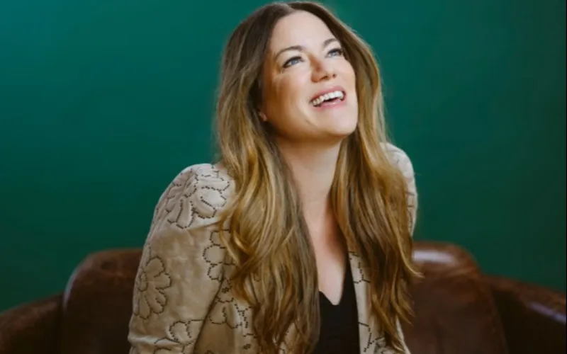 Emilie-claire barlow