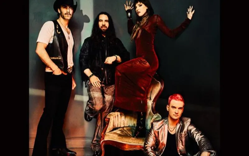 Halestorm & lindsey stirling - Place Bell
