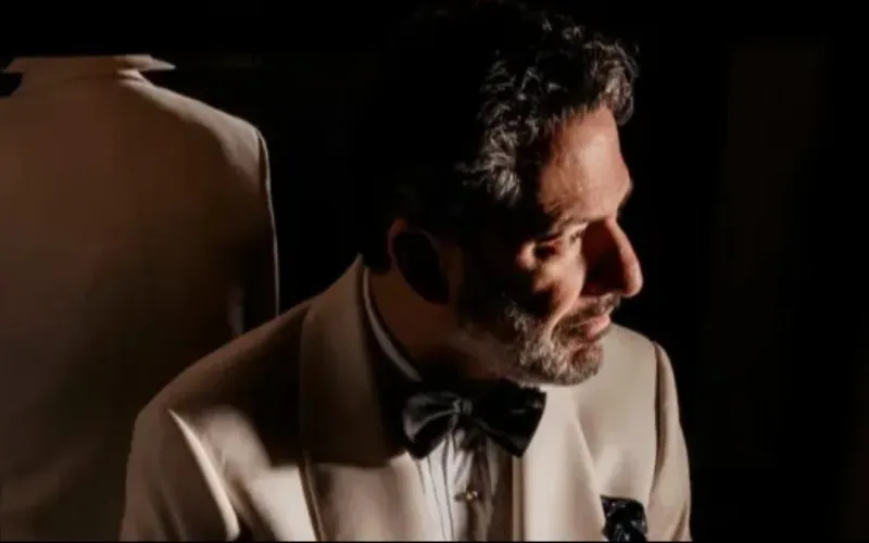 John pizzarelli sings tony bennett