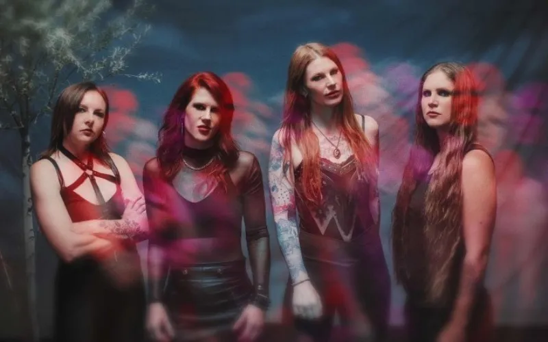 Kittie with kingdom of giants and gore