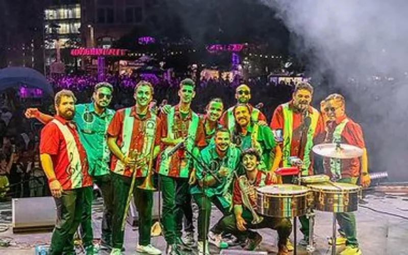 La tribu salsa band - Club Balattou