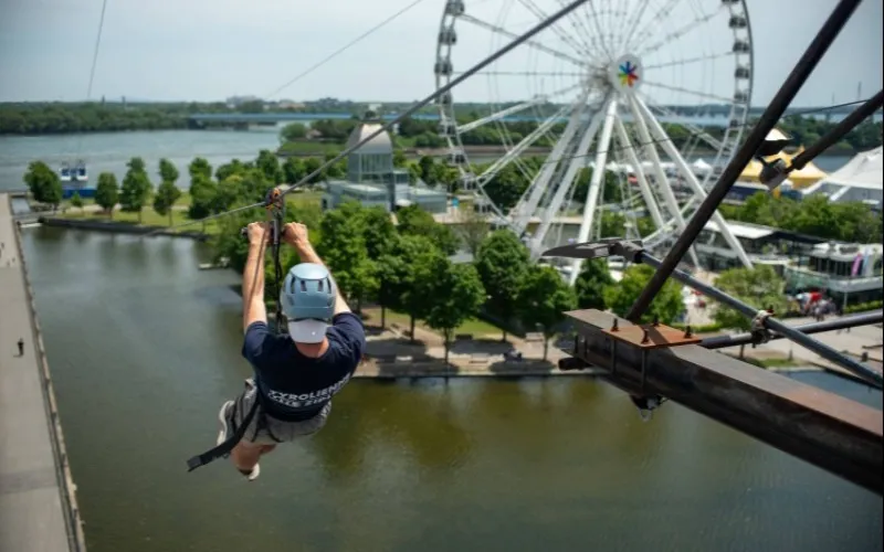 Mtl zipline experience