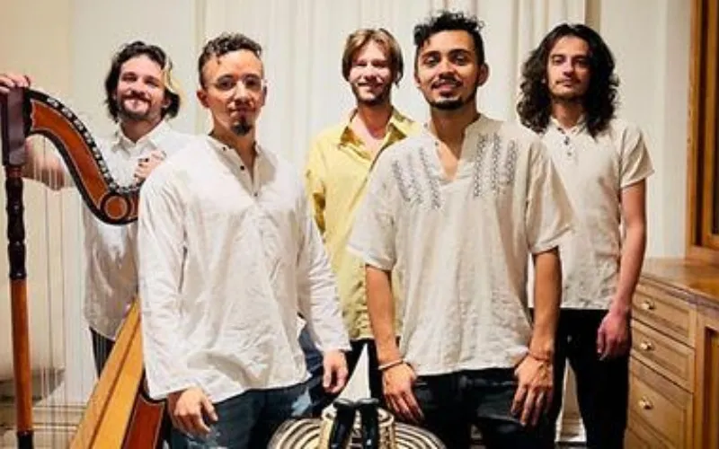 Raíz viva - Club Balattou