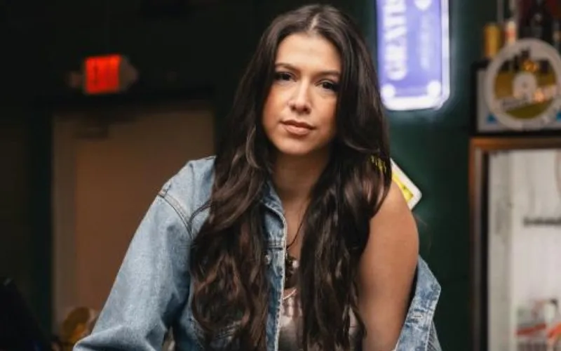 Robyn ottollini - Café Campus
