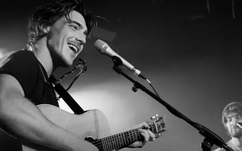 Ryan harris live in montreal - Le Ministère
