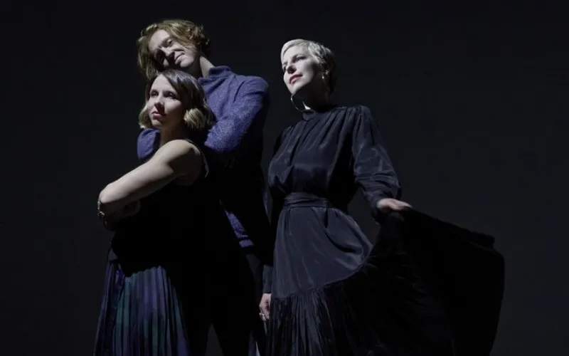 Sarah neufeld, richard reed parry, rebecca foon